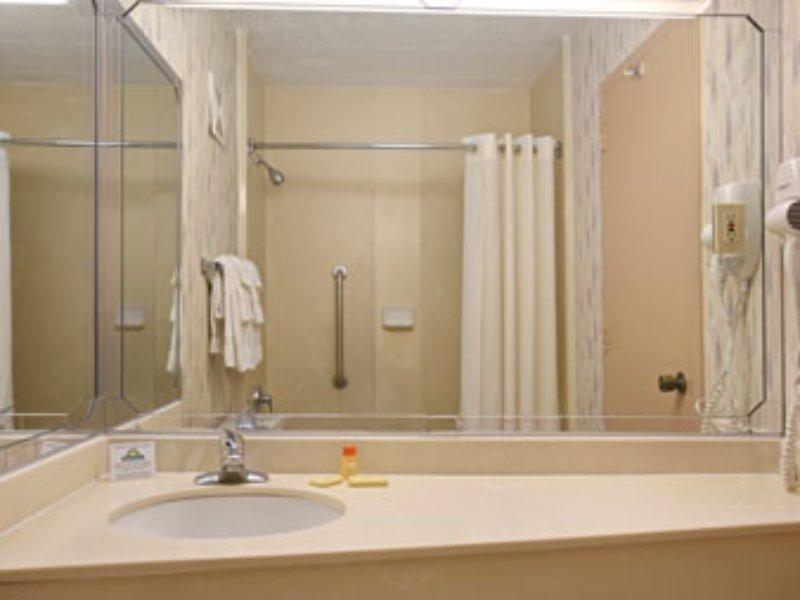 Days Inn Port Jervis Værelse billede